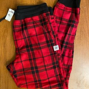 Men’s Express Red Plaid Joggers Small
